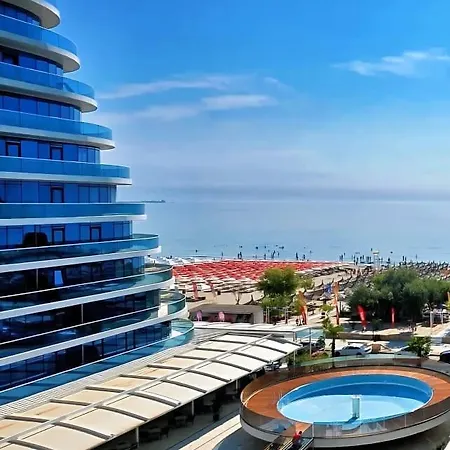 Apartment White Titanic Dolce Mare Navodari