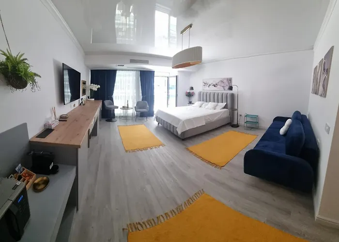 White Titanic Dolce Mare 아파트 Năvodari