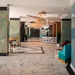 White Titanic Dolce Mare Apartment
